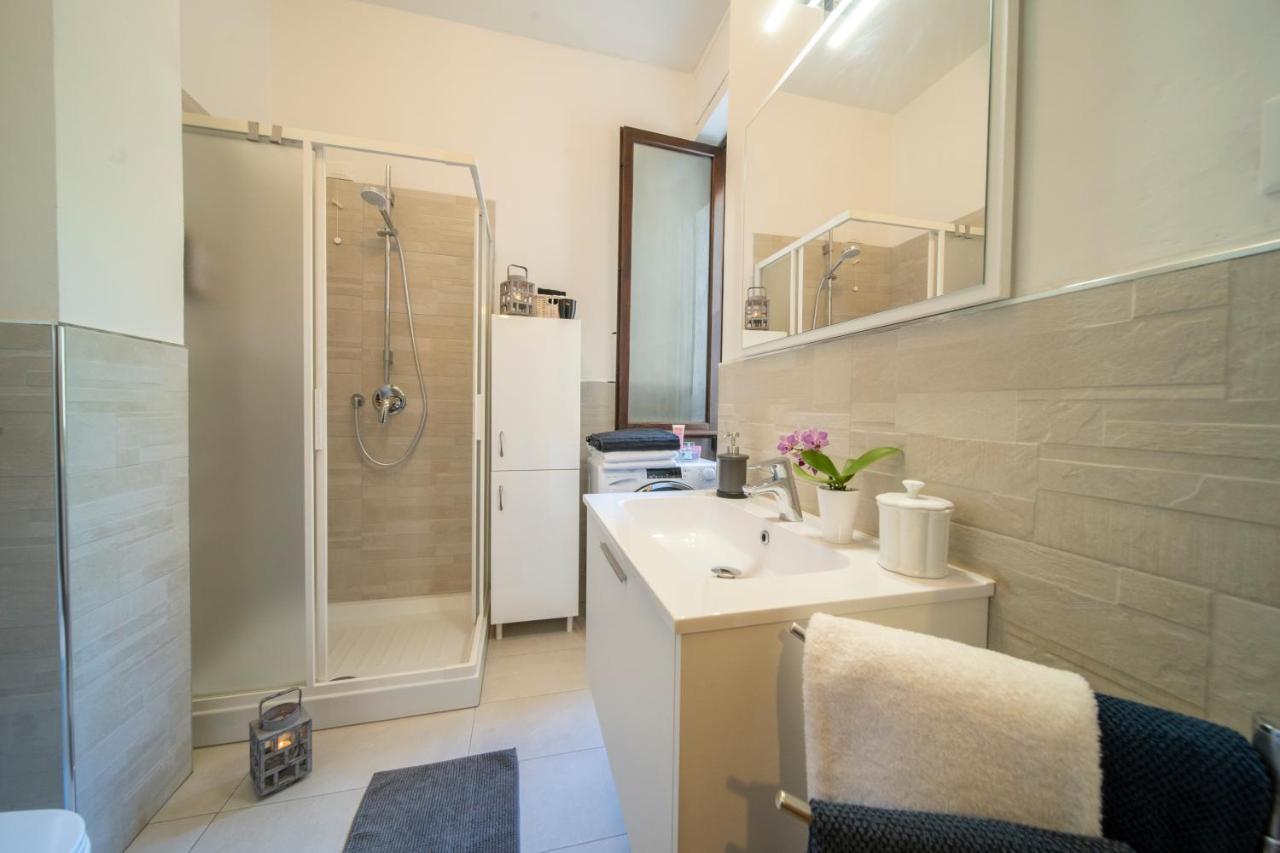Cozy Roman Apartment With Parking Флоренция Экстерьер фото